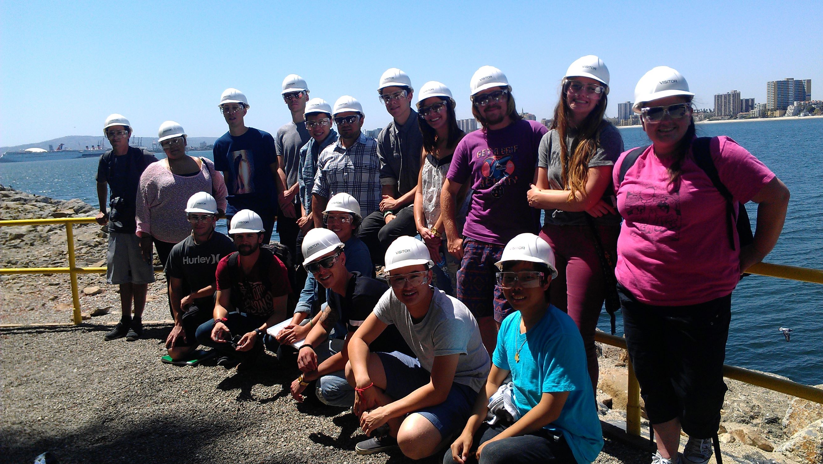 Coastal oceanography students o=visiting the LB oil islands